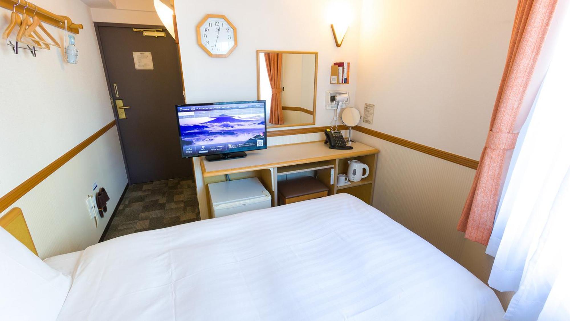 Toyoko Inn Okayama Eki Nishi Guchi Hiroba الغرفة الصورة